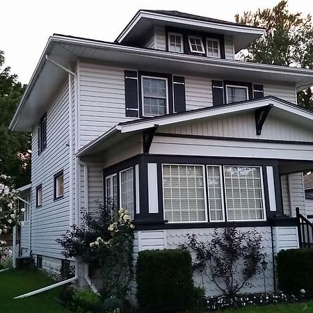 Niagara Falls Canada Getaway Villa Exterior photo